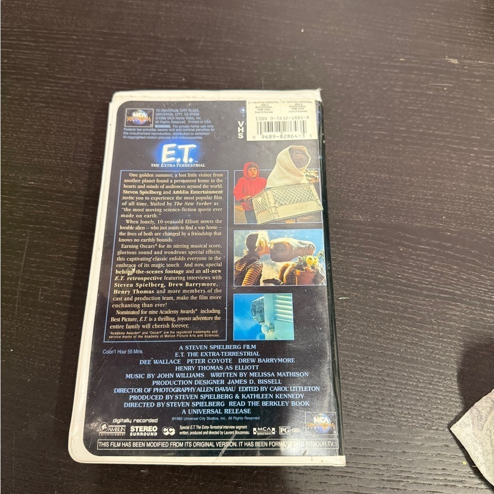 Vintage 1892 E.T. The Extra-Terrestrial VHS Tape 1980’s I ❤️E.T. Button - Picture 9 of 12